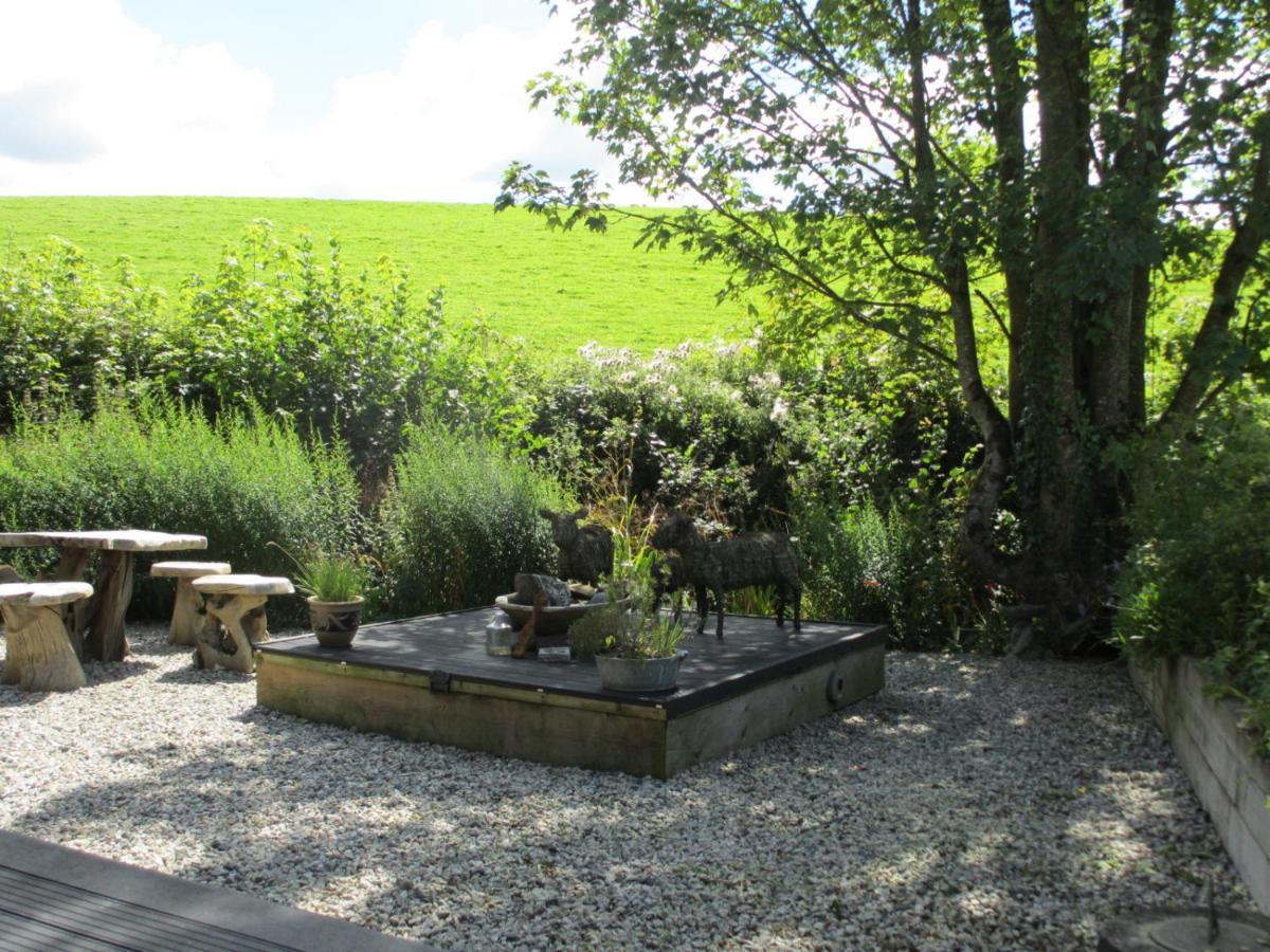 Villa Stargazing Retreat à Merton  Extérieur photo